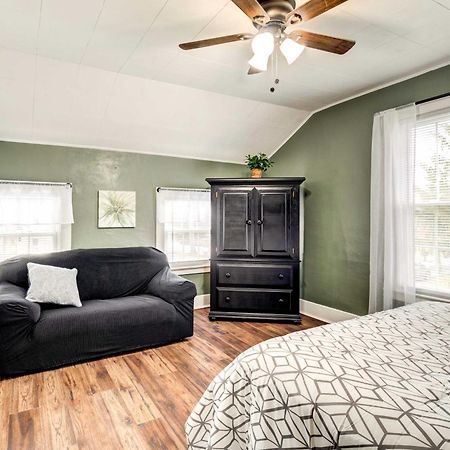 Sodus Point Home - Walkable To Beach! 외부 사진